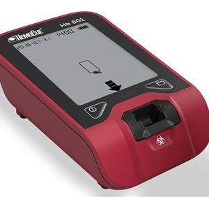 HemoCue Hb 801 Hemoglobin Analyzer w/ 600 Microcuvettes